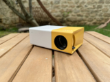 PVO YG300 Pro, nous avons testé le vidéoprojecteur le moins cher d’Amazon !